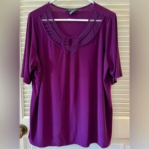 Women’s plus size purple top. 1X. Adele & May.